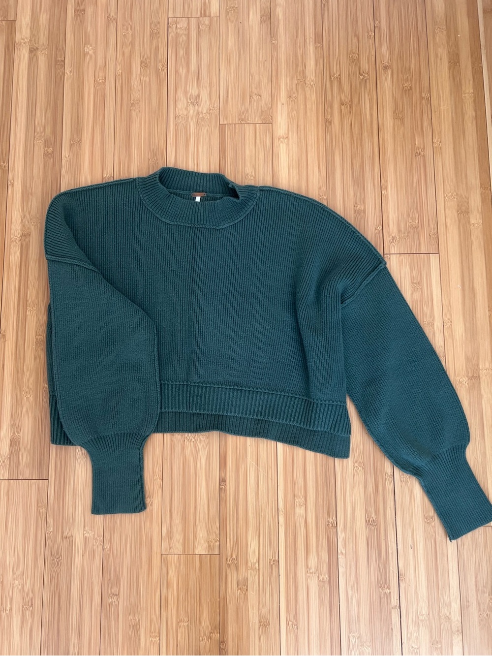 Free People Cropped Ribbed Crewneck Sweater in Teal Green